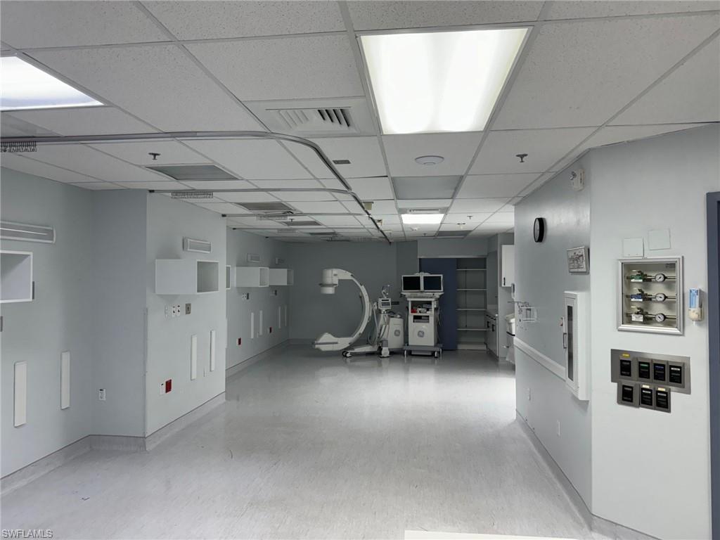 130 Tamiami TRL N 210