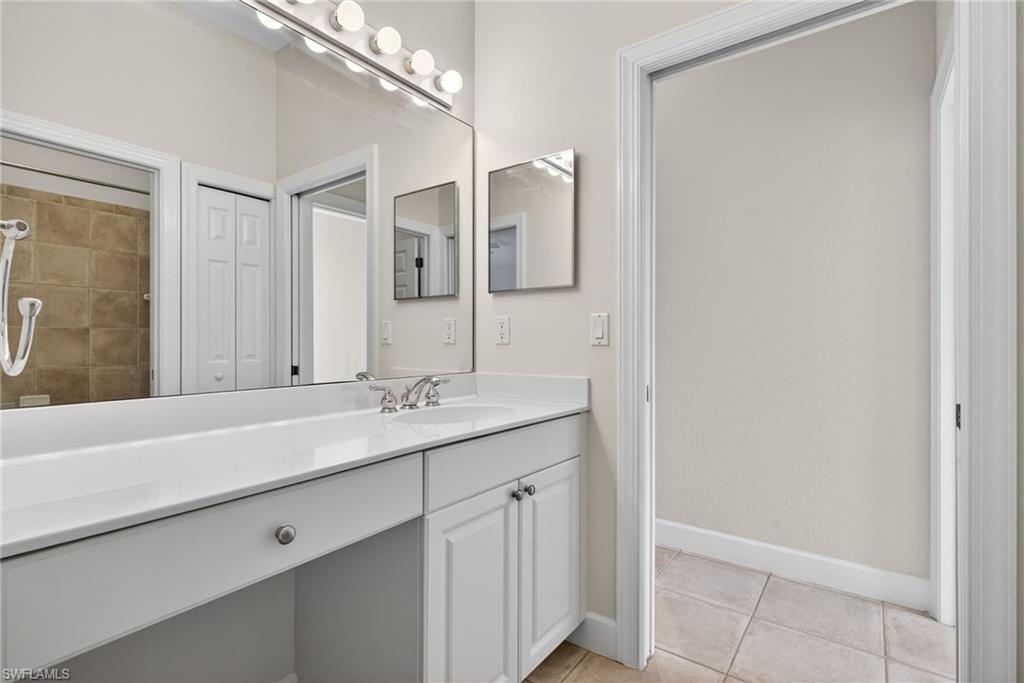 MUSTANG ISLAND - Residential