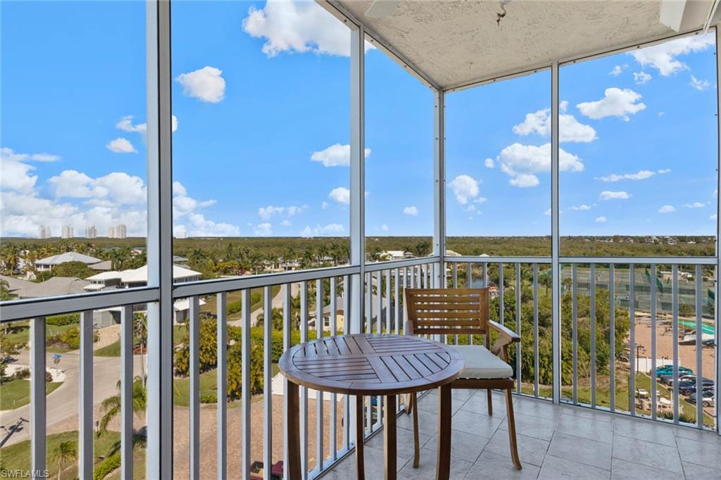 BEACH AND TENNIS CLUB - Residential