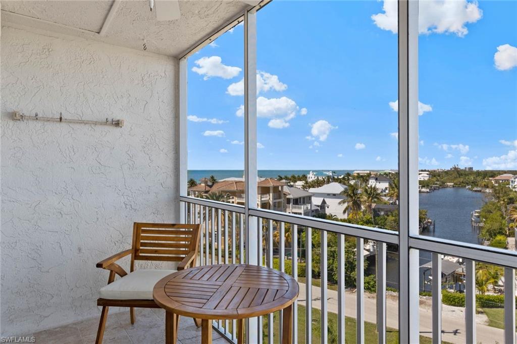 BEACH AND TENNIS CLUB - Residential