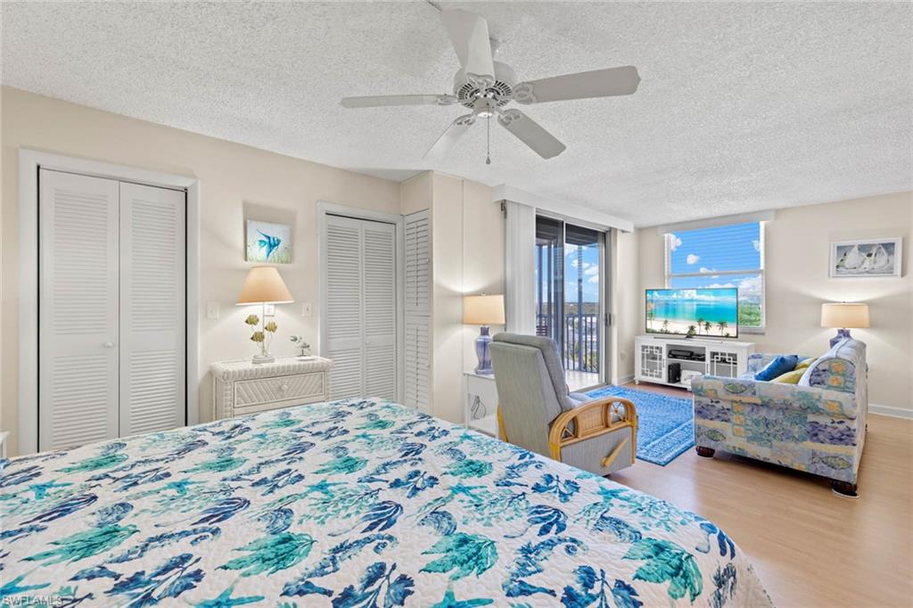 BEACH AND TENNIS CLUB - Residential