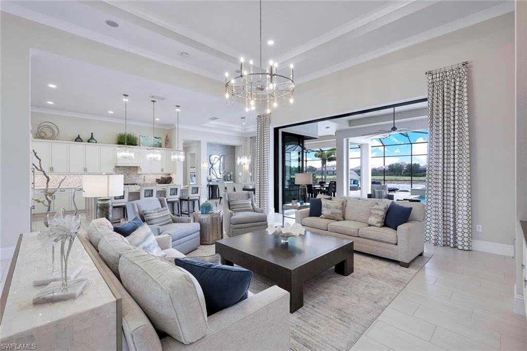 ESPLANADE - Residential