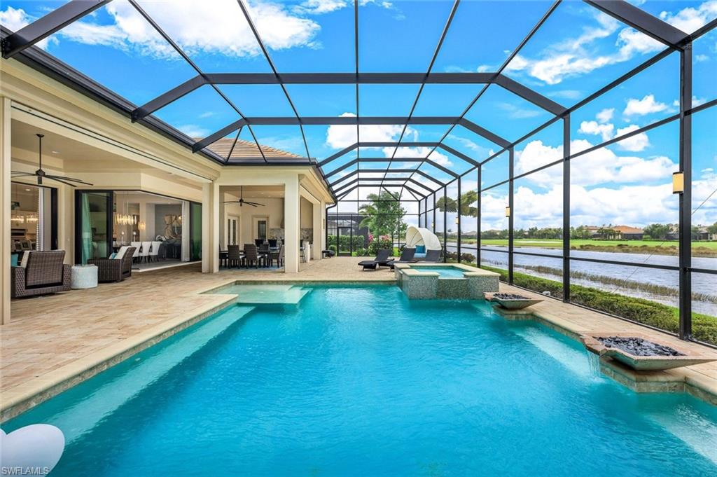 ESPLANADE - Residential