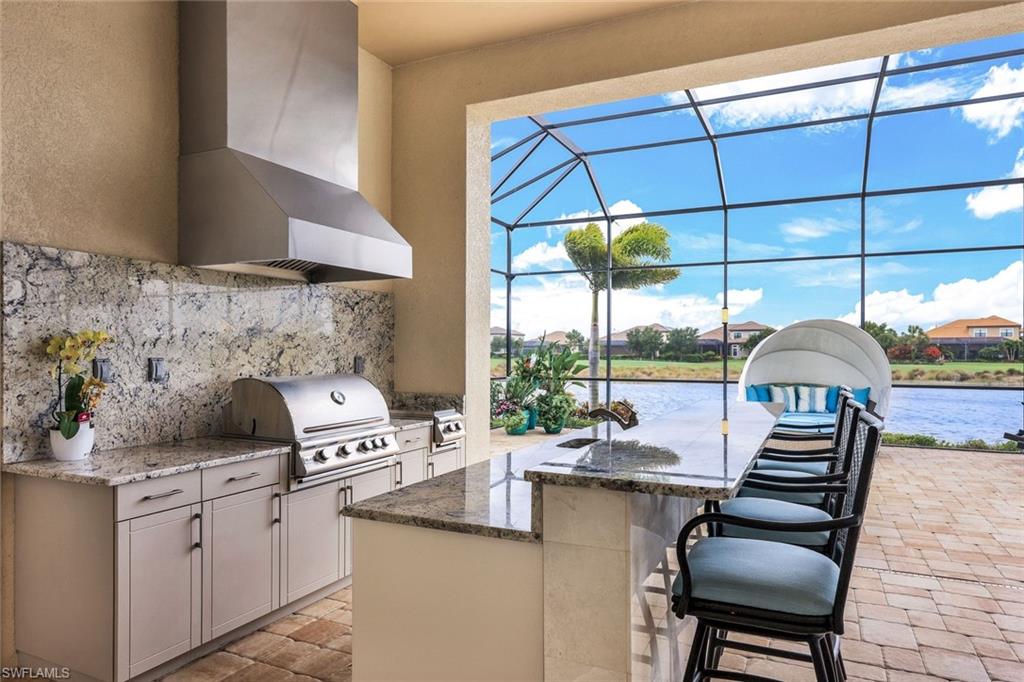 ESPLANADE - Residential