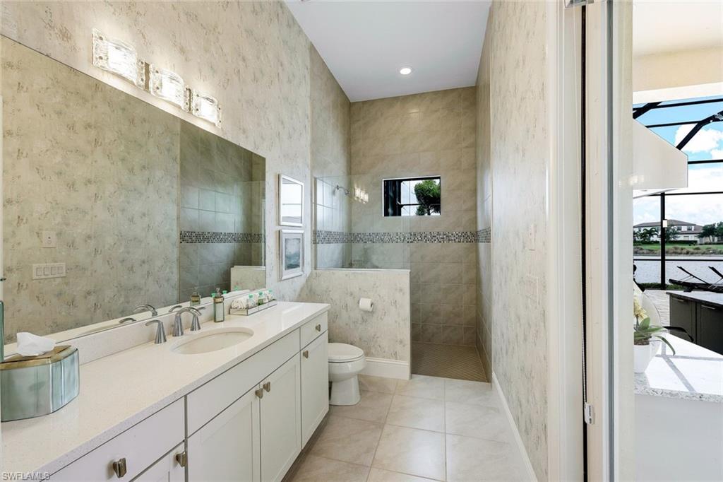 ESPLANADE - Residential