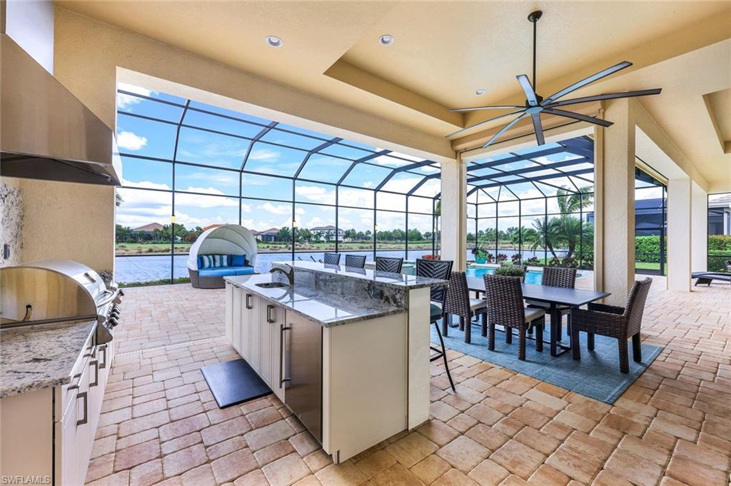 ESPLANADE - Residential