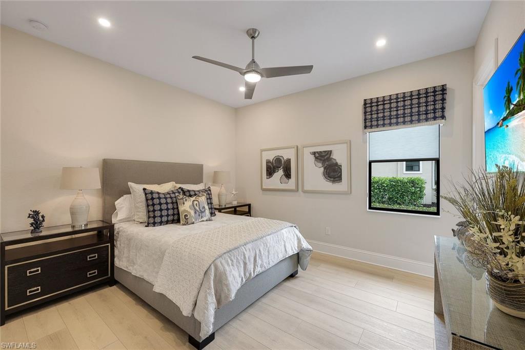 ESPLANADE - Residential