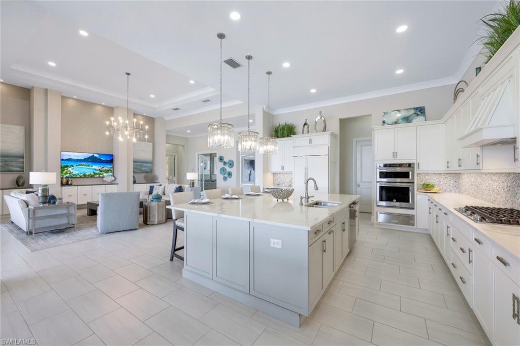 ESPLANADE - Residential