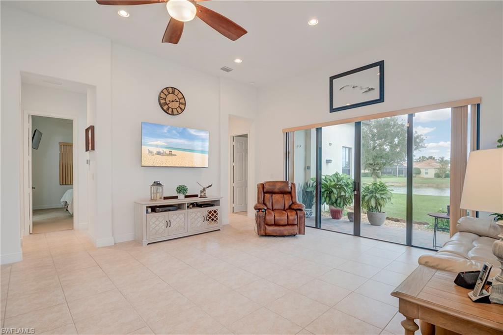 MAPLE RIDGE - Residential