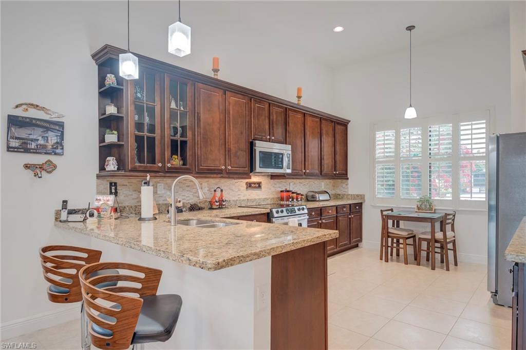 MAPLE RIDGE - Residential