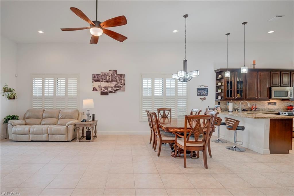 MAPLE RIDGE - Residential