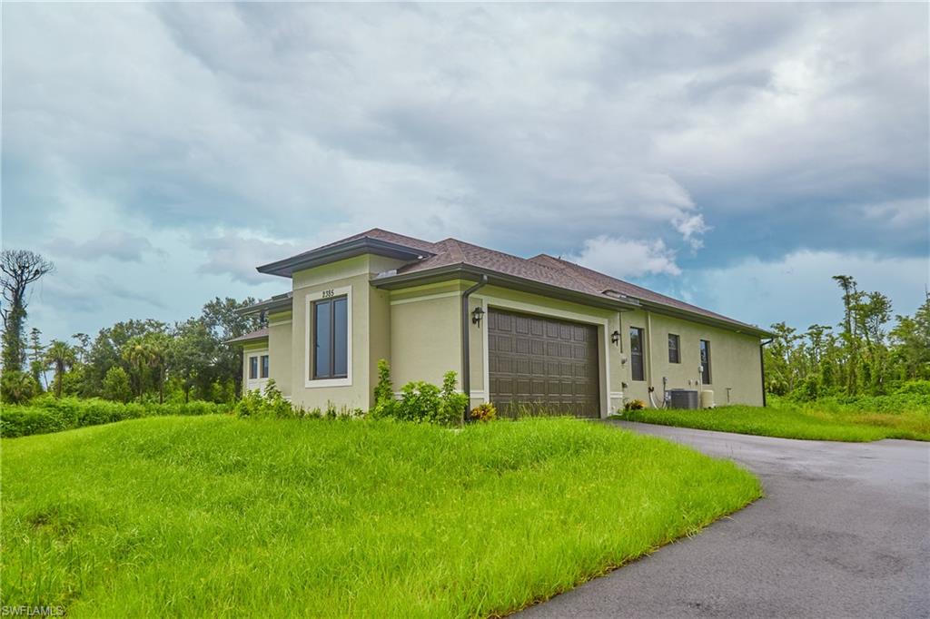 GOLDEN GATE ESTATES - Residential