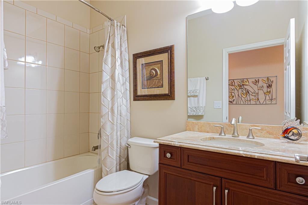 ALDEN WOODS - Residential