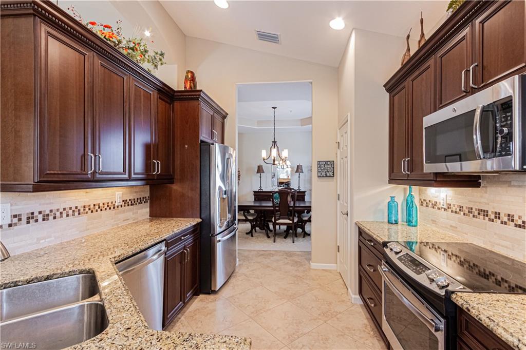 ALDEN WOODS - Residential