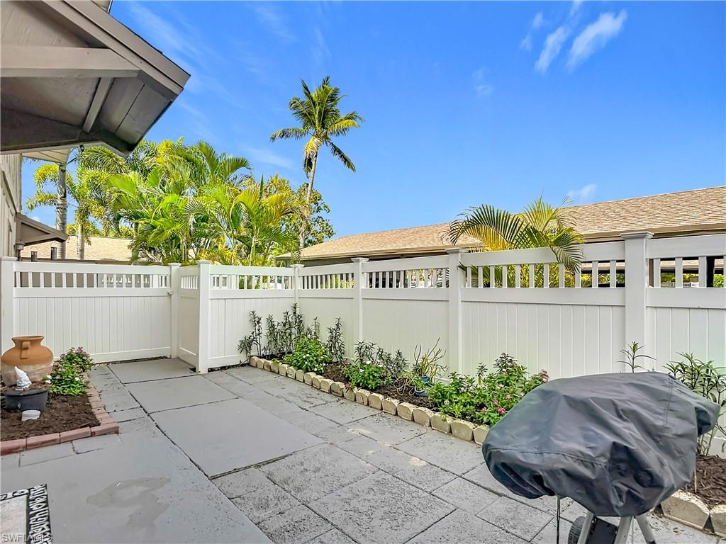 CALOOSA BAYVIEW - Residential