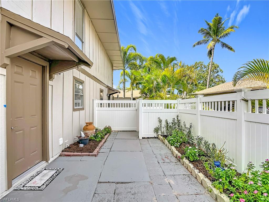 CALOOSA BAYVIEW - Residential