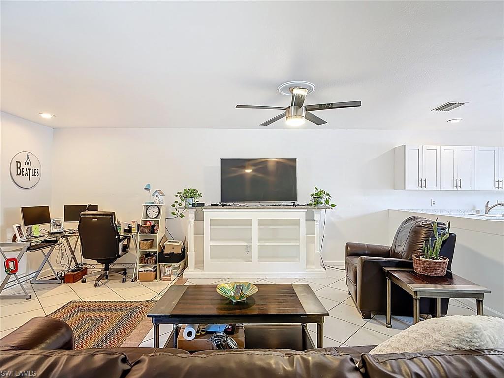 CALOOSA BAYVIEW - Residential