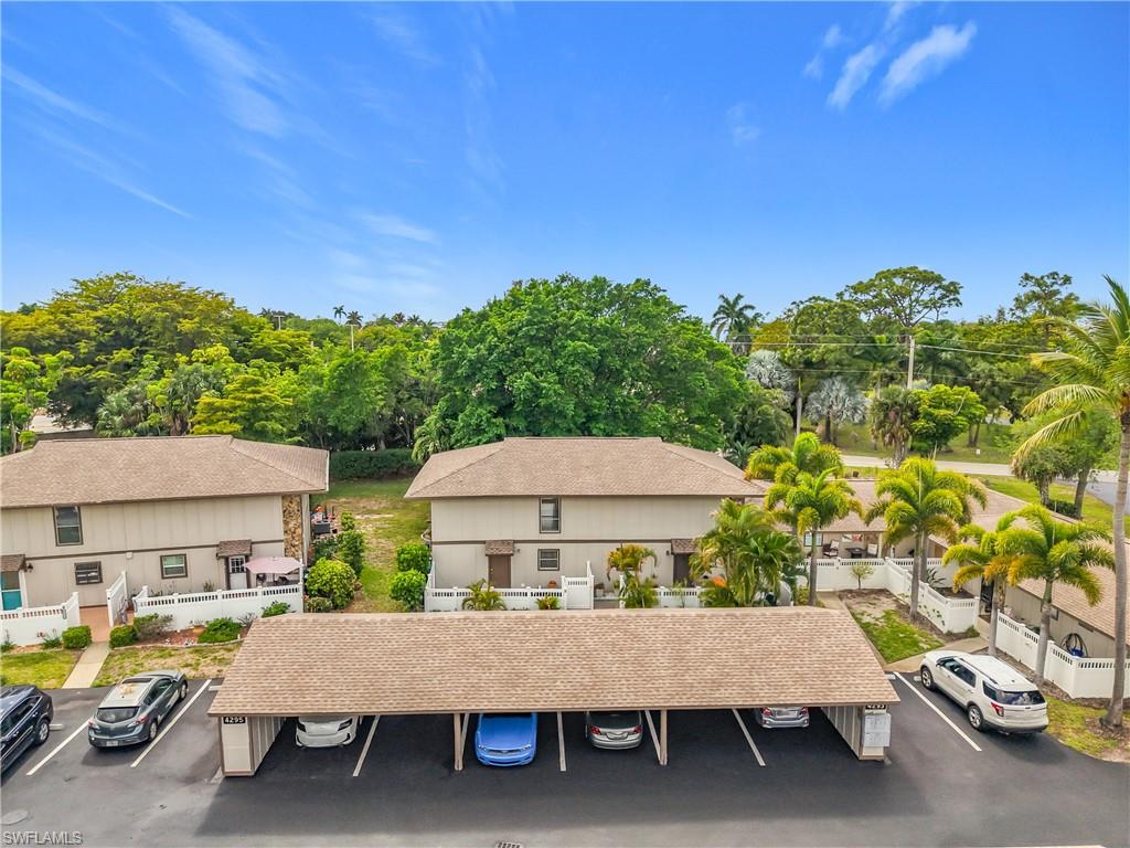 CALOOSA BAYVIEW - Residential