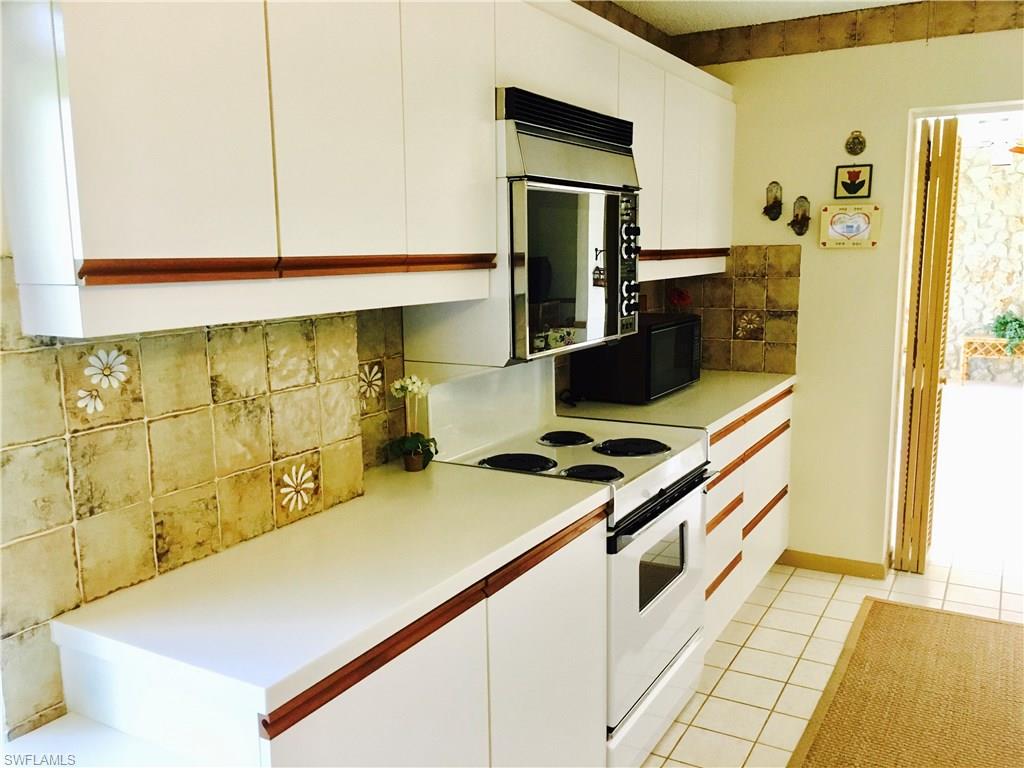 WILDERNESS COUNTRY CLUB - Residential