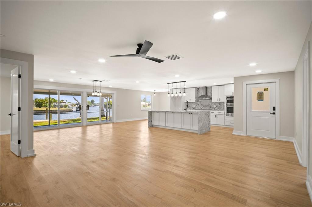 1966 Bahama AVE
