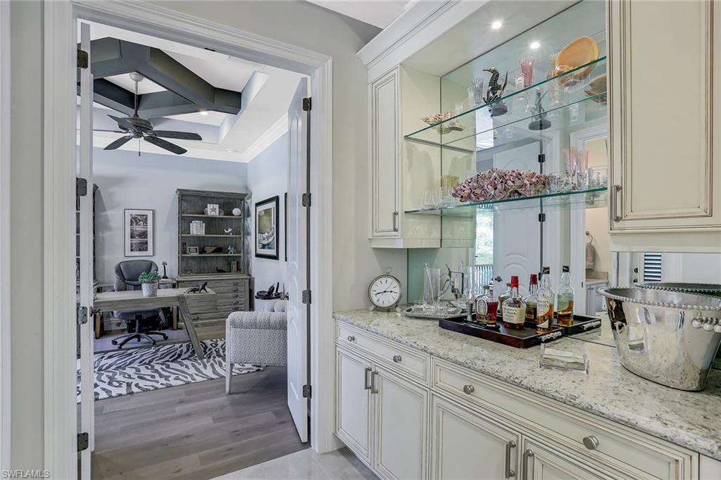 HIDEAWAY BEACH - Residential