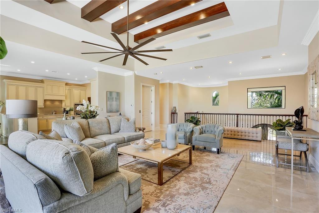 HIDEAWAY BEACH - Residential