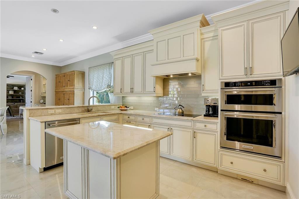 HIDEAWAY BEACH - Residential