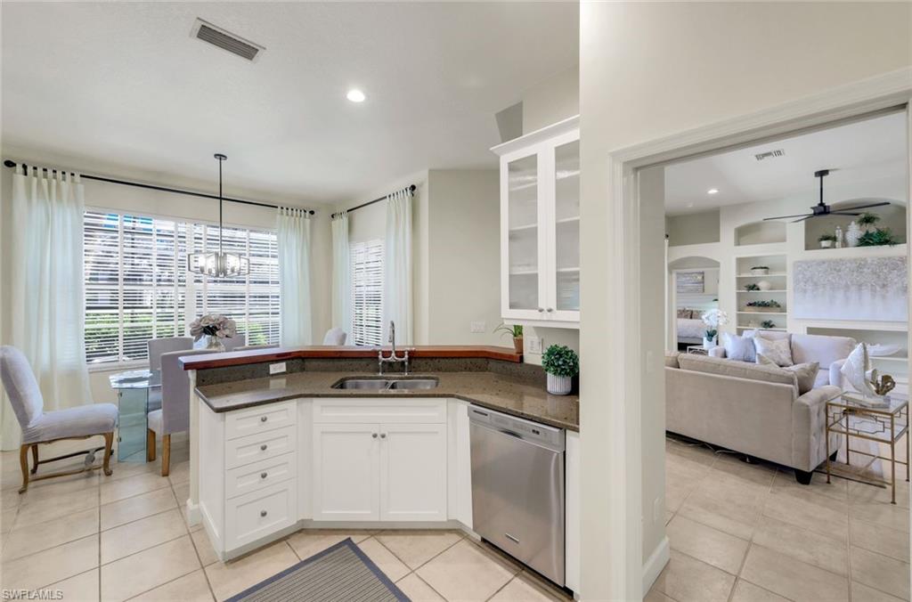 ISLAND COVE - Residential