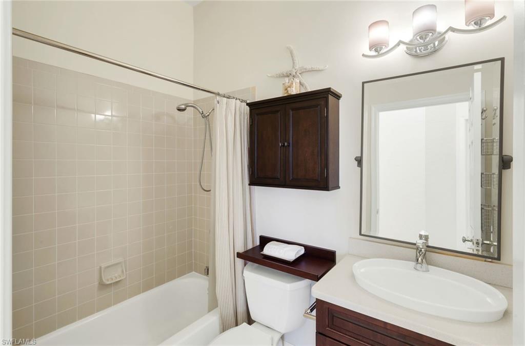 ISLAND COVE - Residential