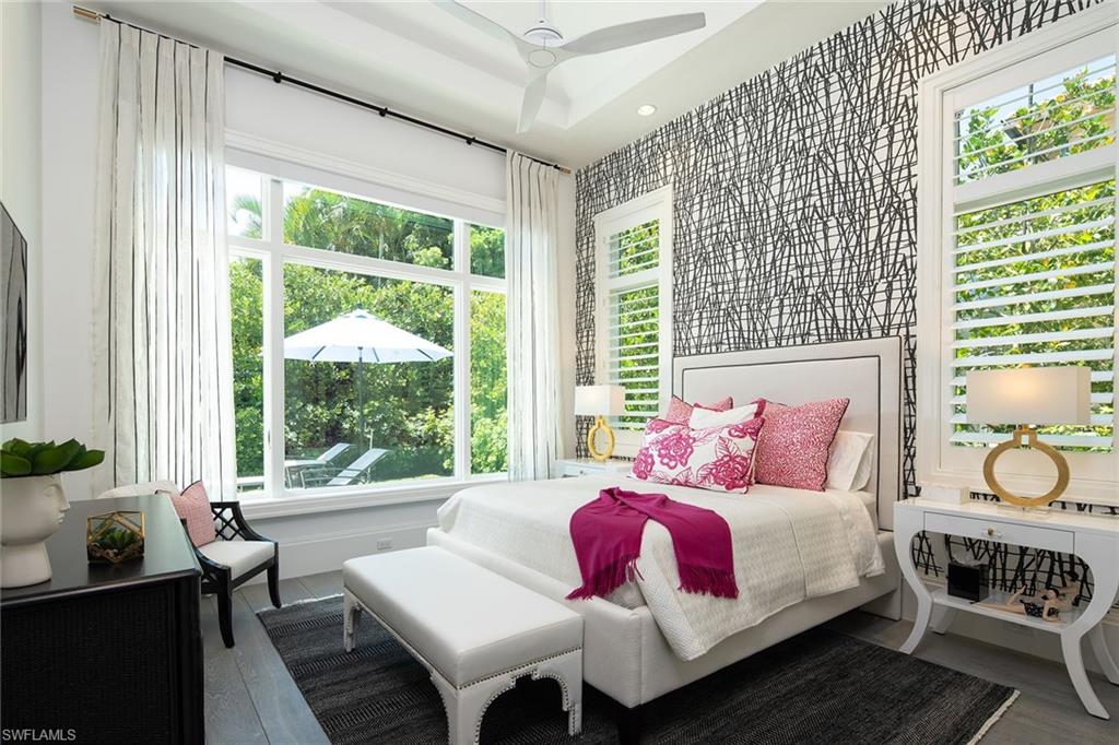 PARK SHORE - Residential