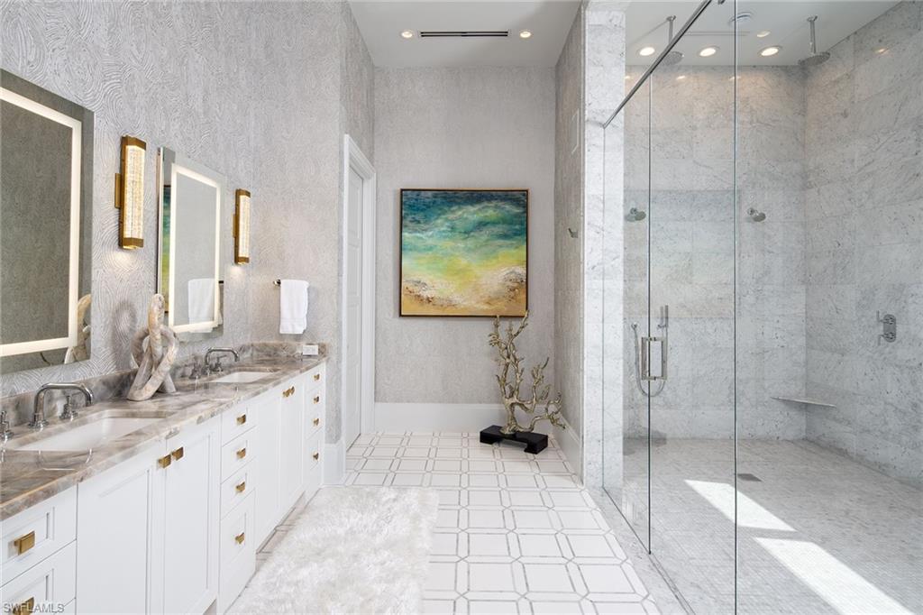 PARK SHORE - Residential