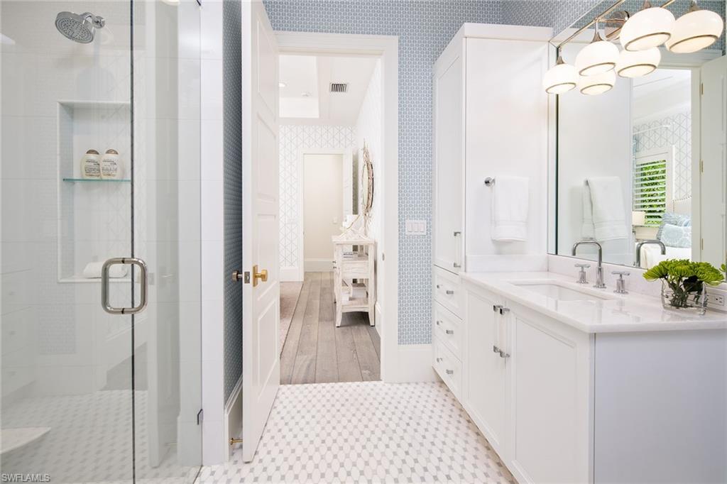 PARK SHORE - Residential