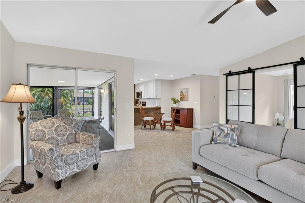 ROYAL WOODS - Residential