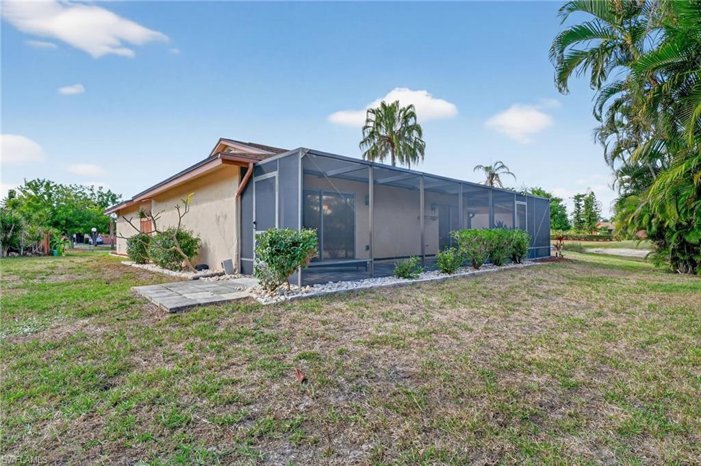 ROYAL WOODS - Residential