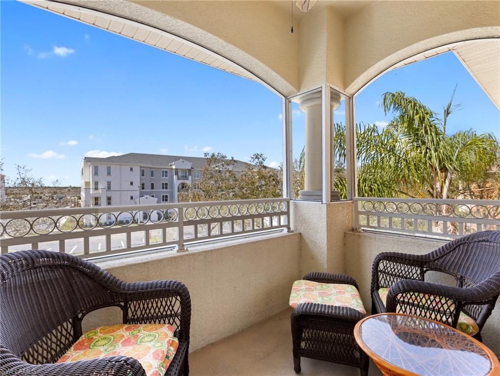 ISLES OF PORTO VISTA - Residential