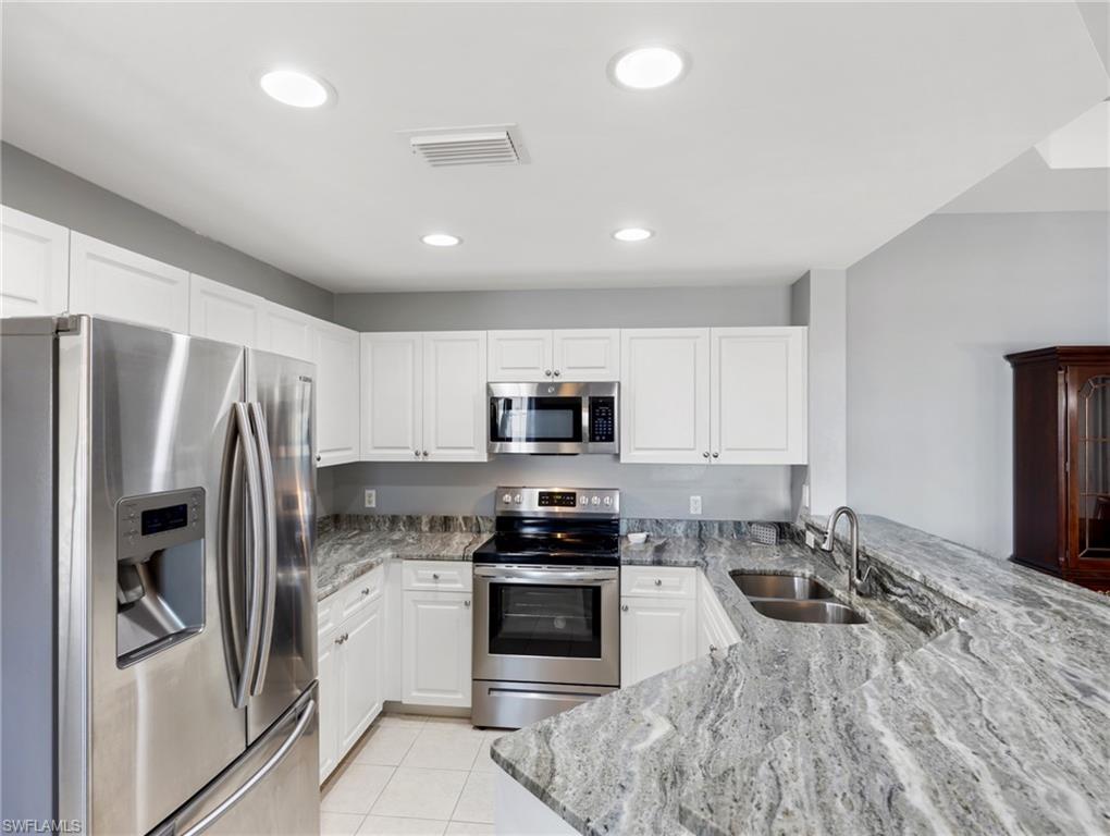 ISLES OF PORTO VISTA - Residential