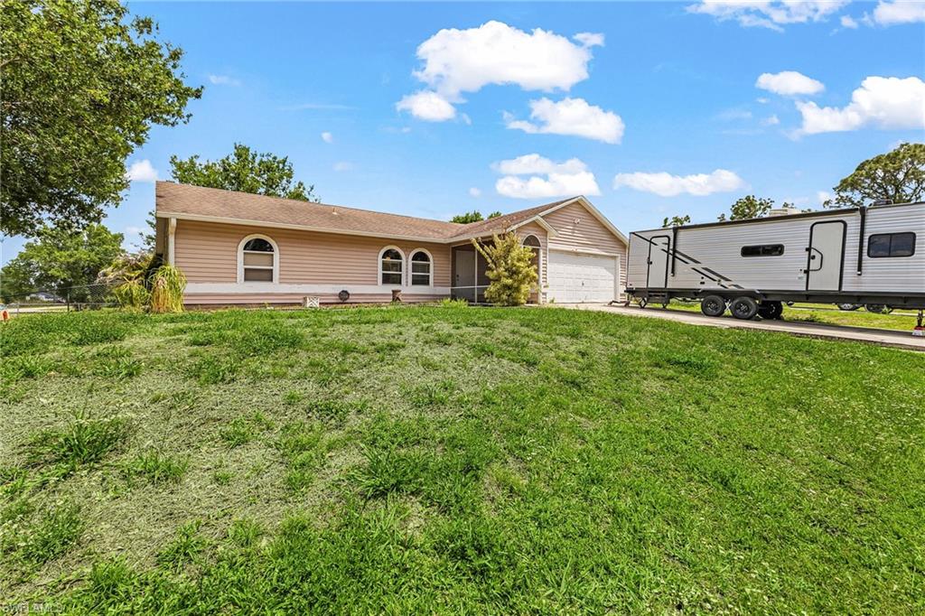 LEHIGH ACRES - Residential