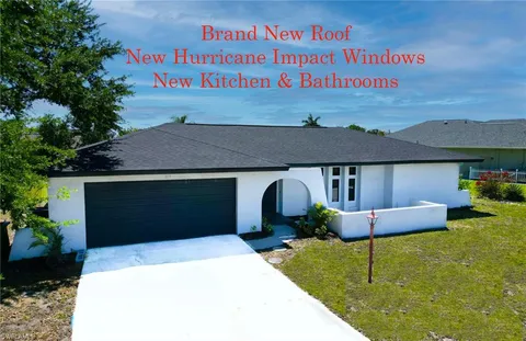 3303 Country Club Blvd, Cape Coral, FL 33904 - #: 224032167