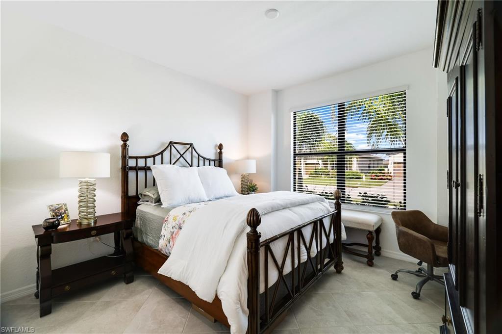 PORTICO - Residential