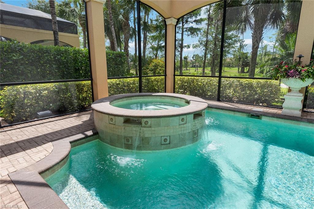 MAHOGANY BEND - Residential