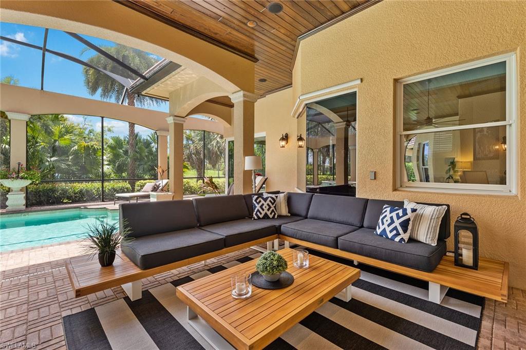 MAHOGANY BEND - Residential