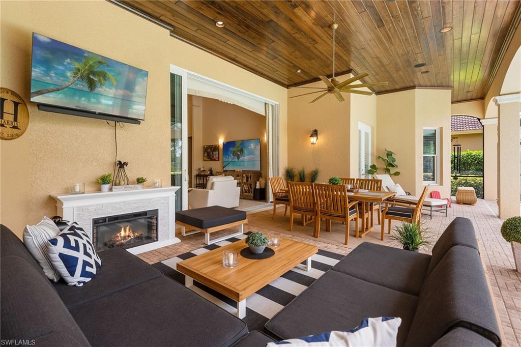 MAHOGANY BEND - Residential