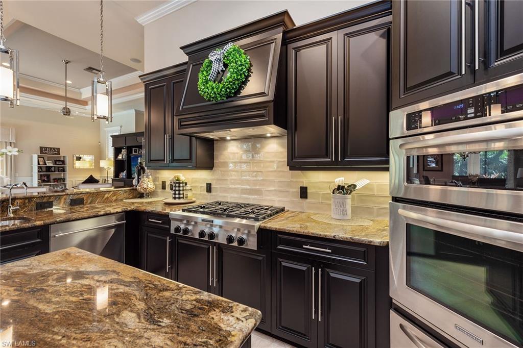 MAHOGANY BEND - Residential