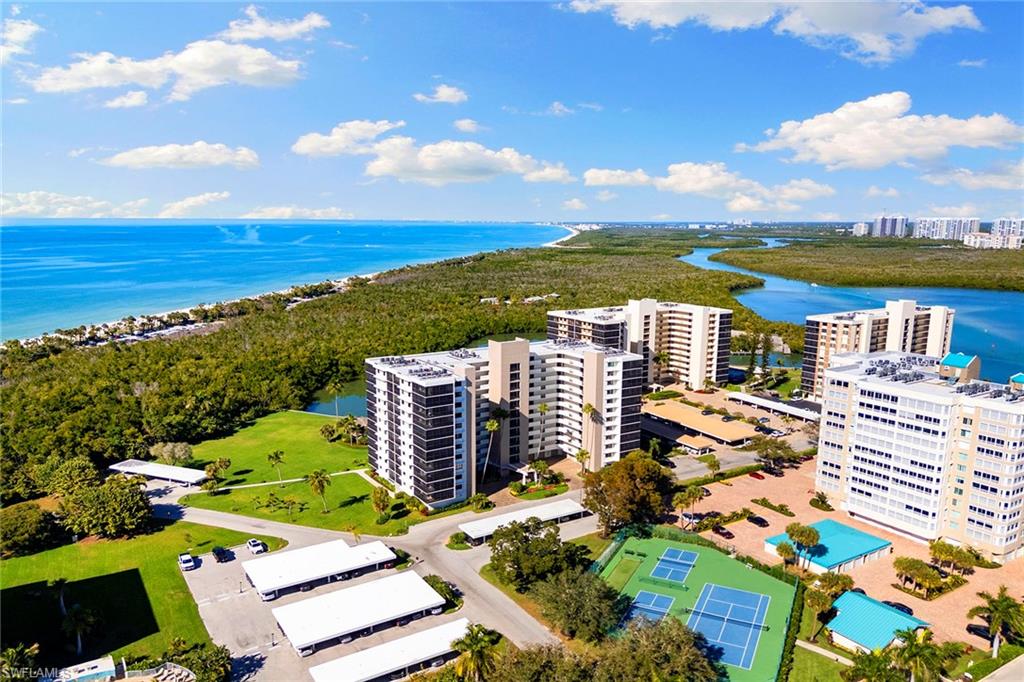 VANDERBILT SURF COLONY - Residential