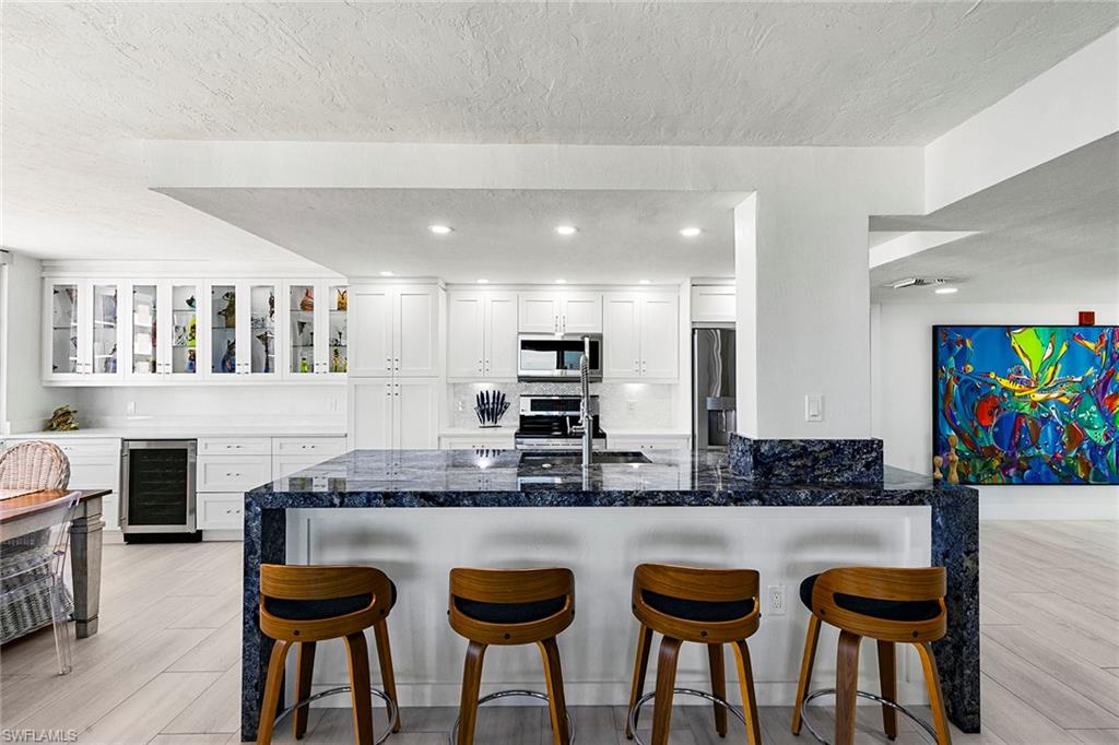 VANDERBILT SURF COLONY - Residential