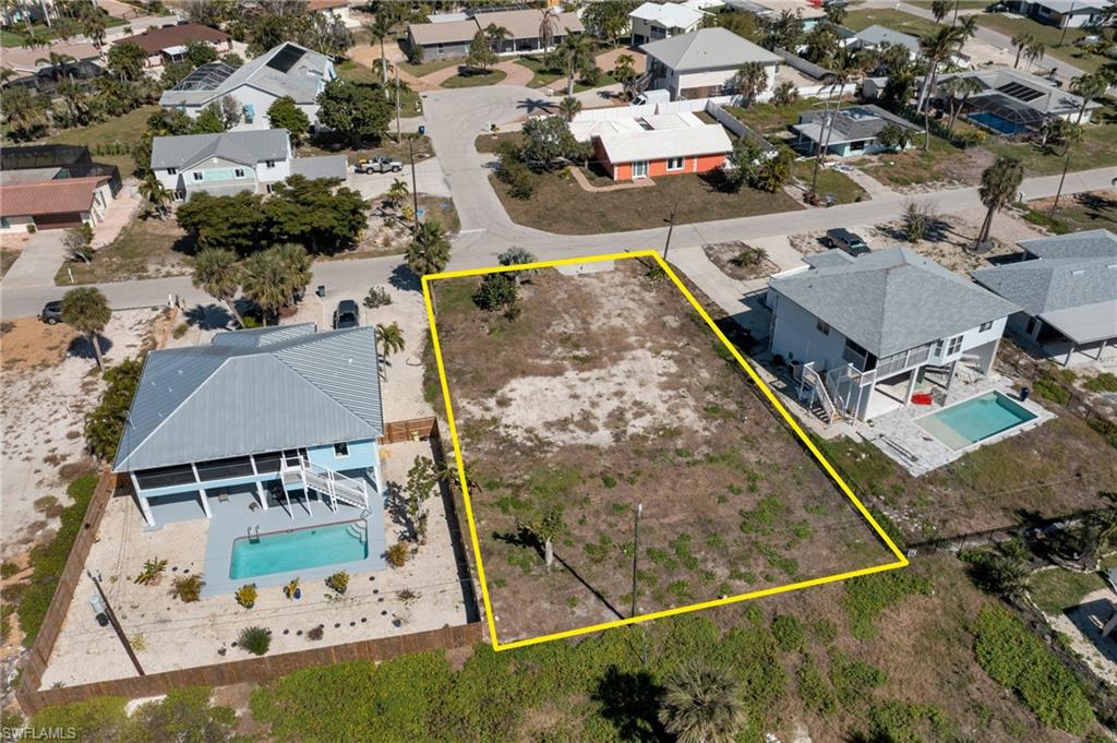 LAGUNA SHORES - Land