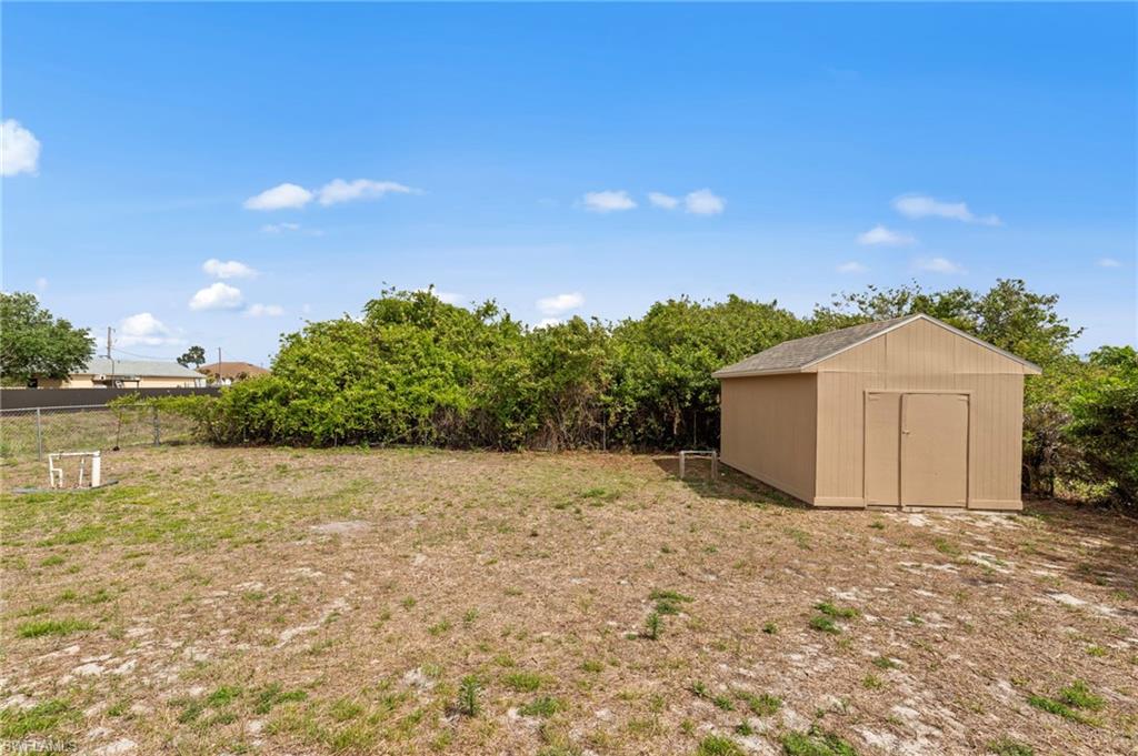 LEHIGH ACRES - Residential