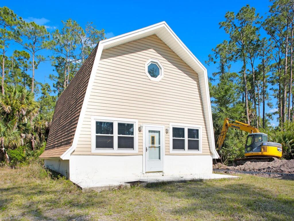 GOLDEN GATE ESTATES - Residential