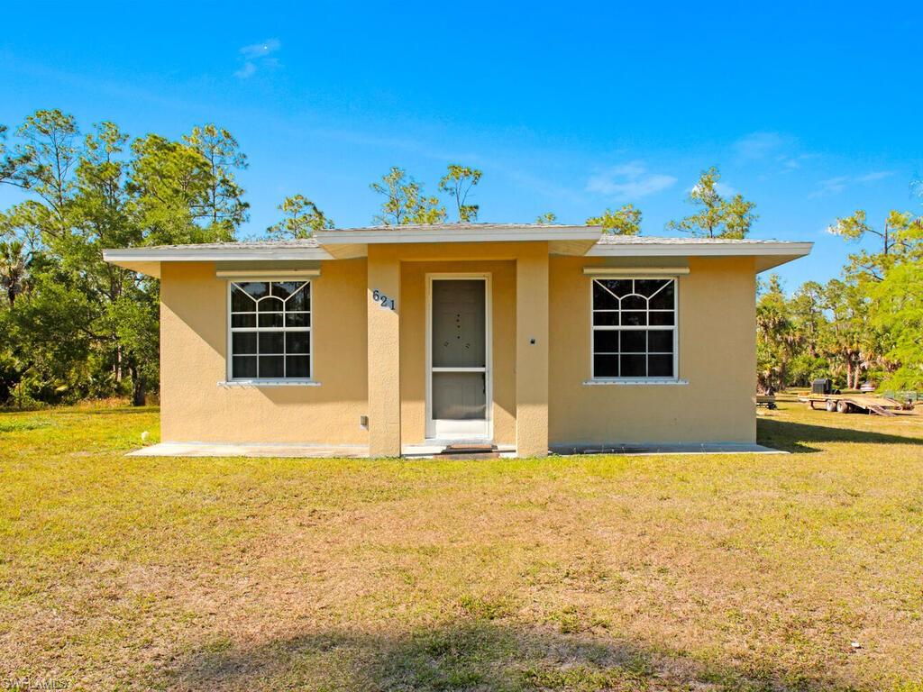 GOLDEN GATE ESTATES - Residential