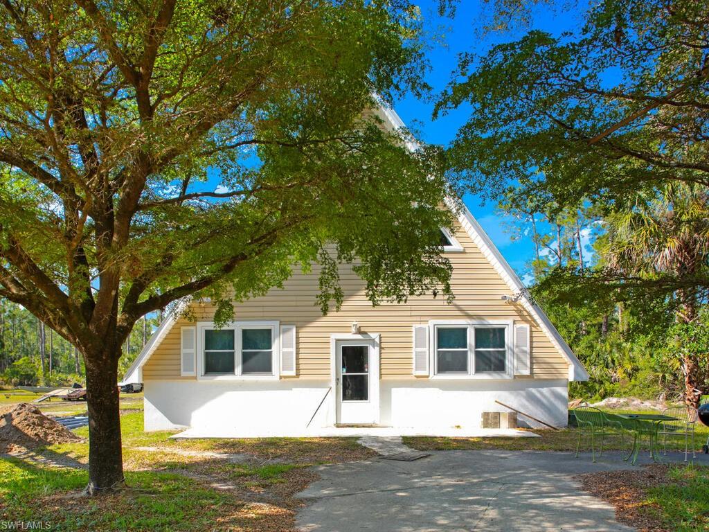 GOLDEN GATE ESTATES - Residential